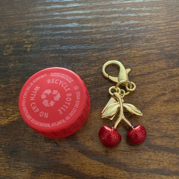 Coach purse charm, keychain or zipper pull, comes with Authentic Coach Dust Bag - Picture 7 of 8